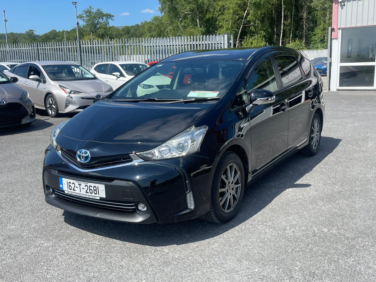 Toyota Prius alpha 2016  7 seater - Image 4