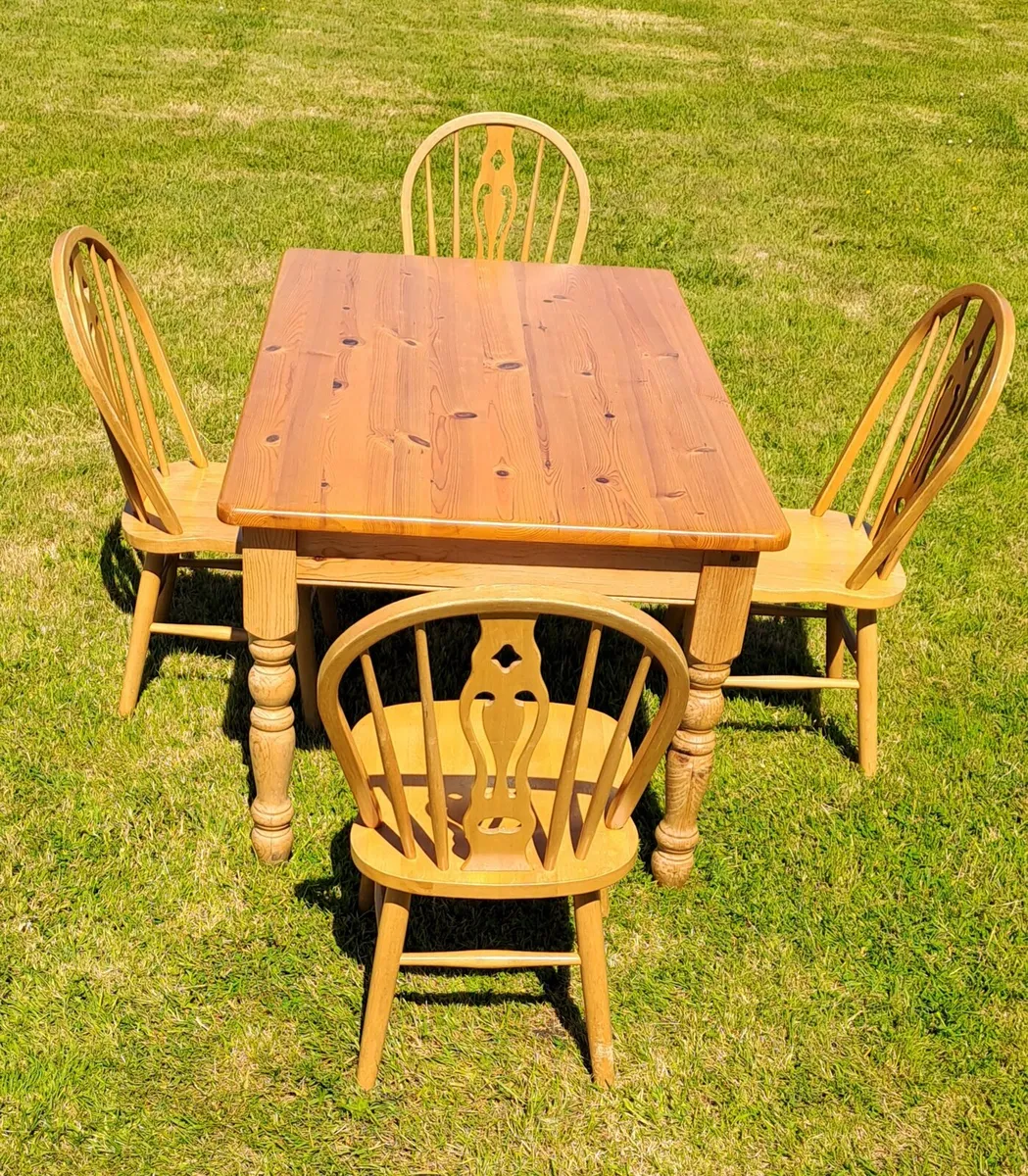 Table, Kitchen & 4 chairs - Image 2