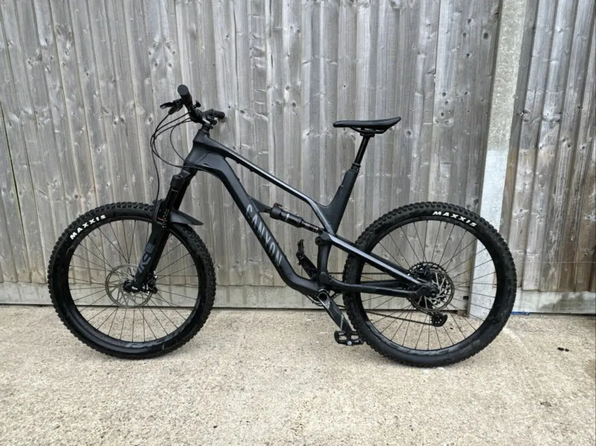 Canyon Spectral Al full-suspension bike - Image 1