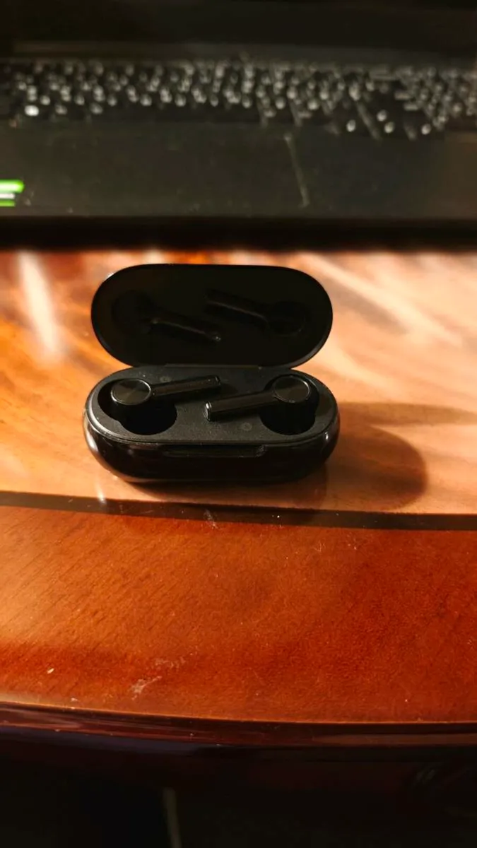 OnePlus Buds Z2 - Image 2