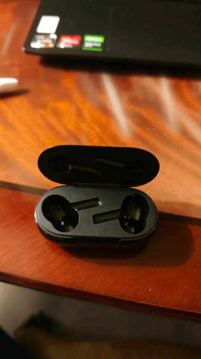 OnePlus Buds Z2 - Image 4