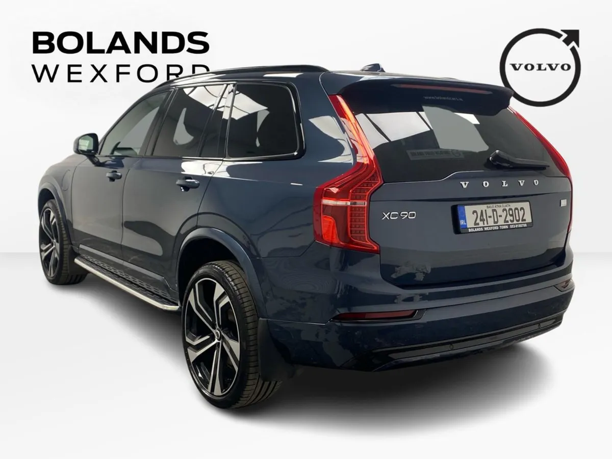 Volvo XC90 T8 Phev 455hp Ultimate (dark Theme) - Image 4