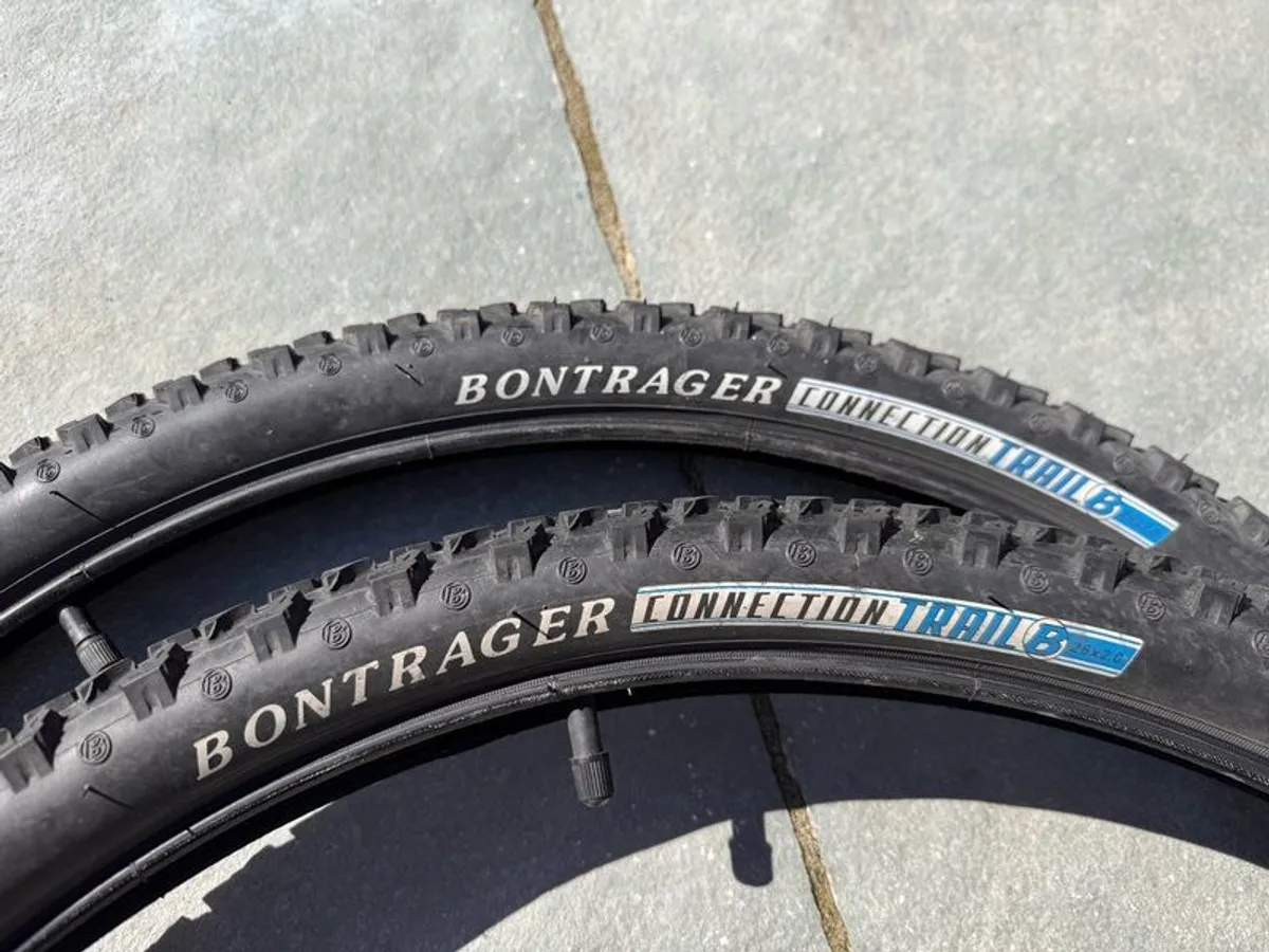 Bontrager Mountain Bike Tyres & Tubes 26x2.0 - Image 1