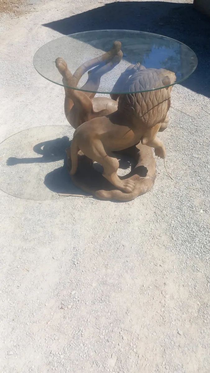 Hand carved lion / lioness. Solid timber design ta - Image 1