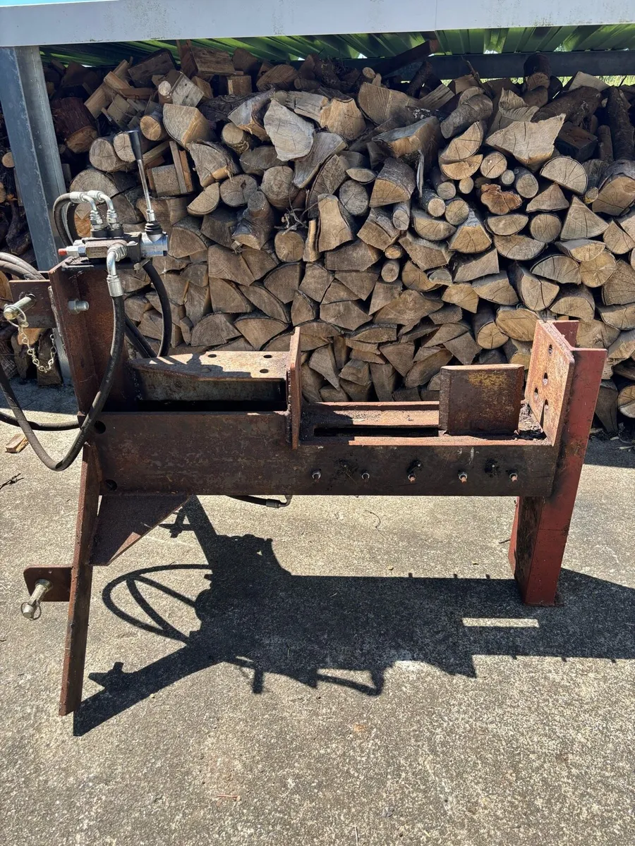 Log splitter - Image 1