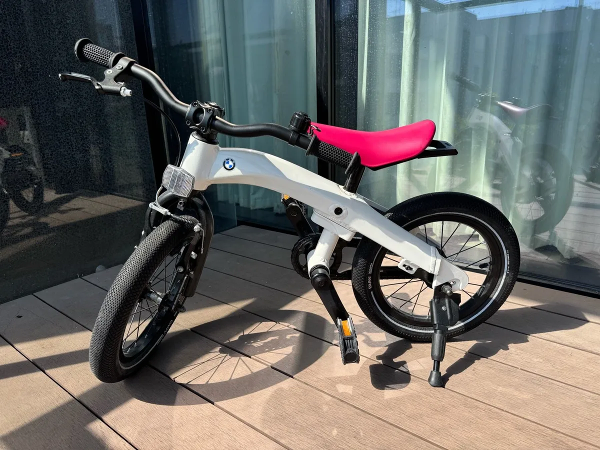 BMW Kidsbike balance bike 2 in 1 (3-6 Age) - Image 1