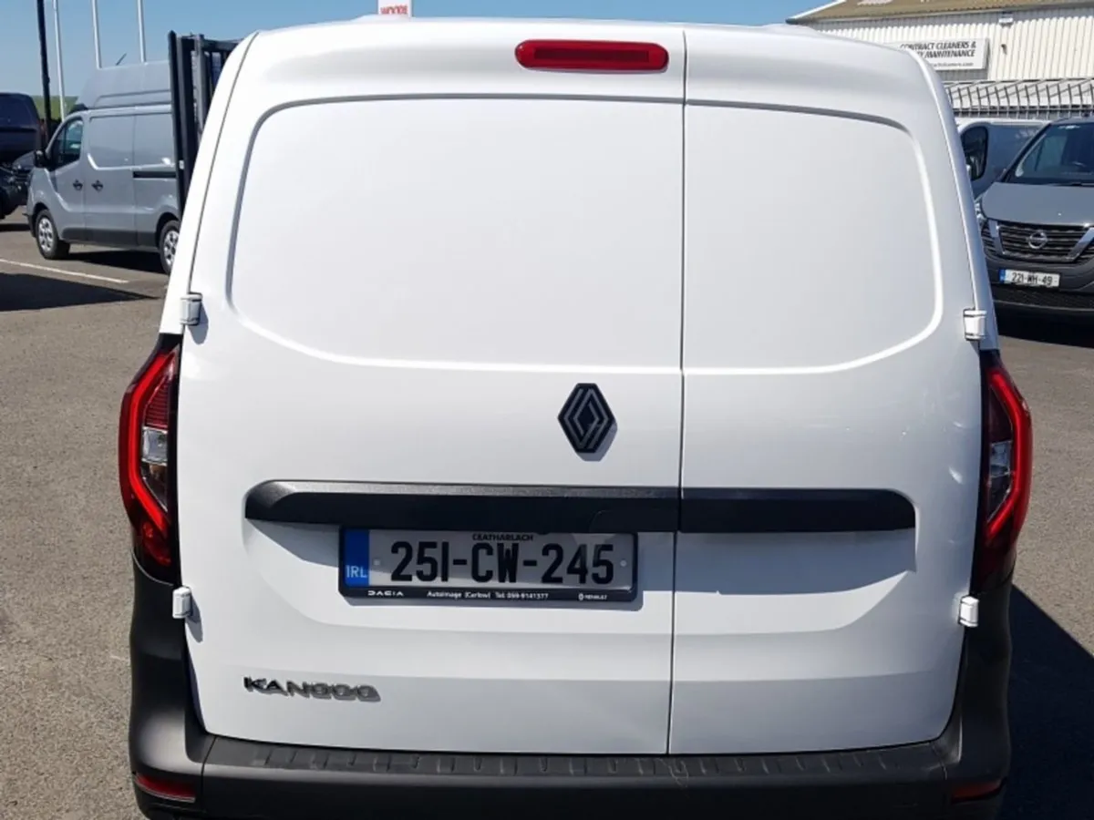Renault Kangoo 115BHP 7speed Auto ex vat Price Di - Image 4