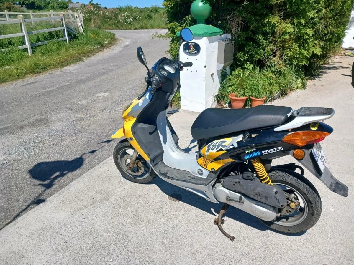 Scooter - Image 1