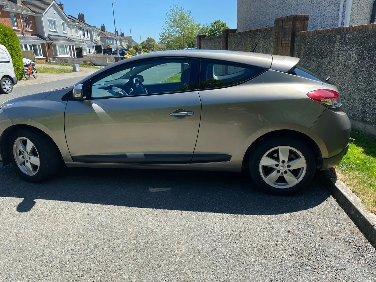 Renault Megane Coupe 2010 - Image 4