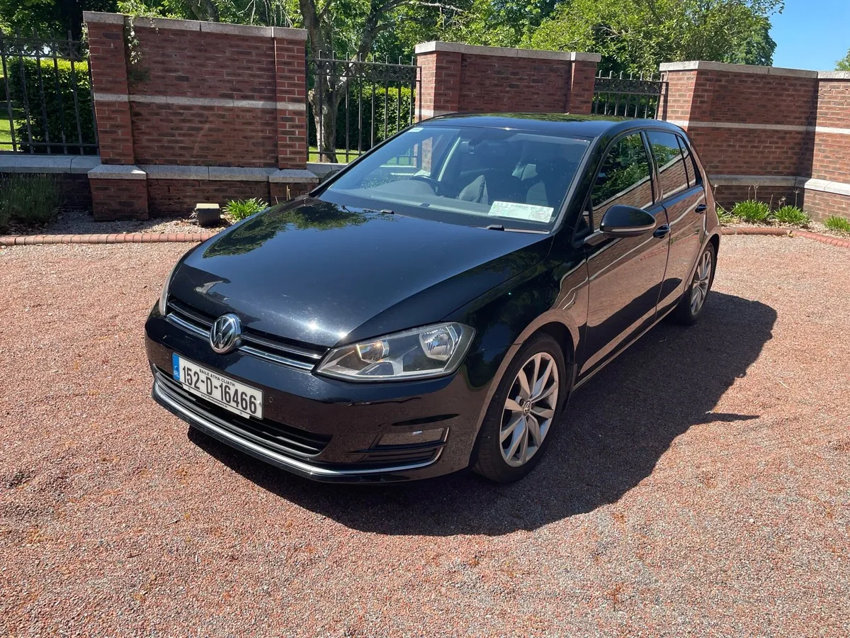 152 VW Golf Highline 1.2TSi 101kms - Image 3