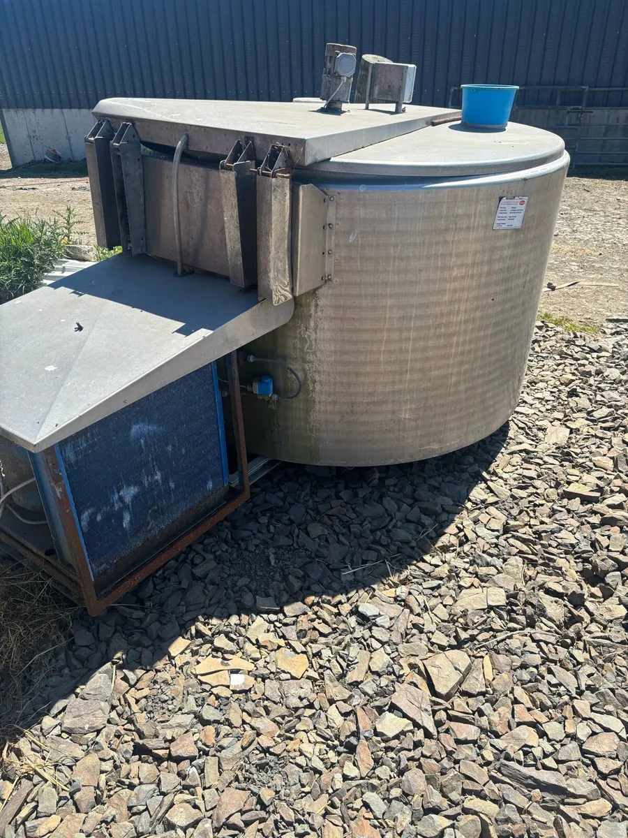 Milk tank - Image 1