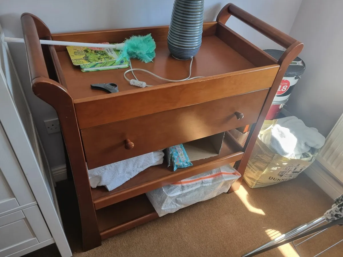 Baby changing table
