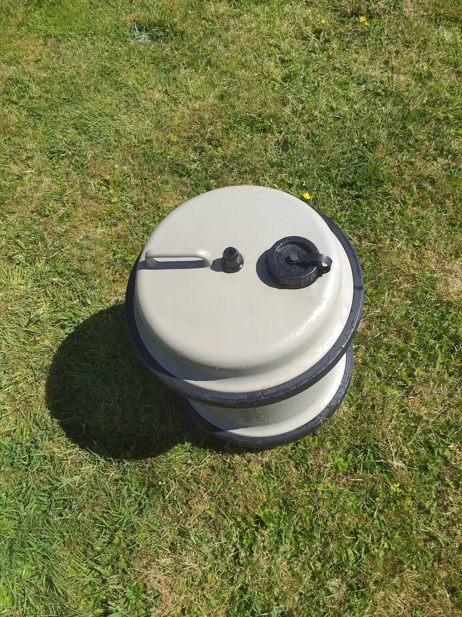Water carriers for camping - Image 3
