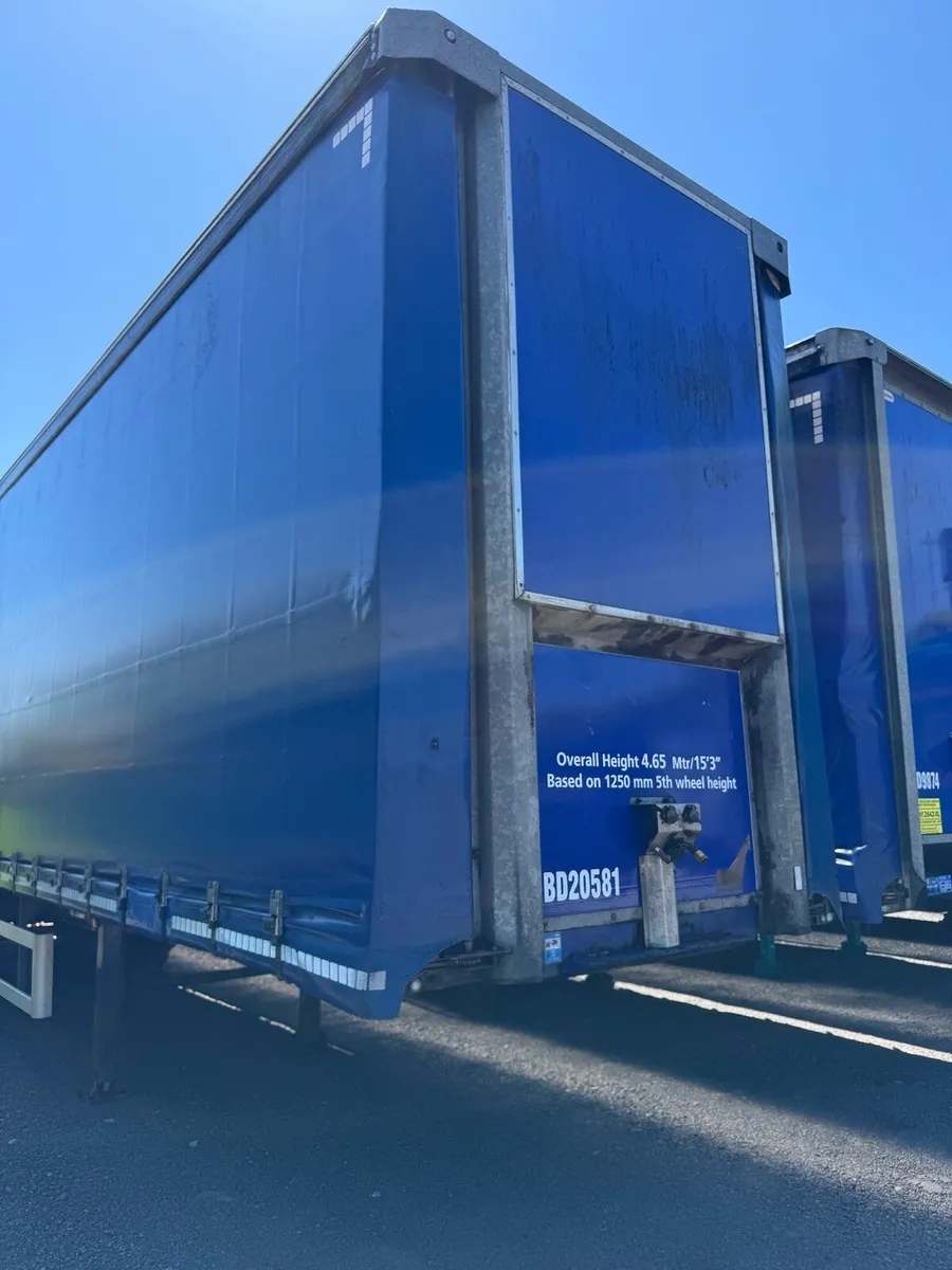 2015 SDC Curtainsider - Image 2