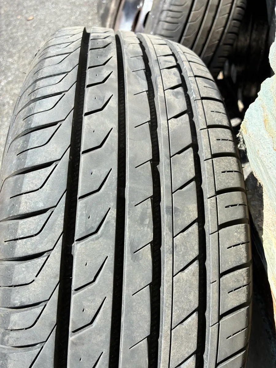 FORD FOCUS 4 NEW TYRES - Image 3