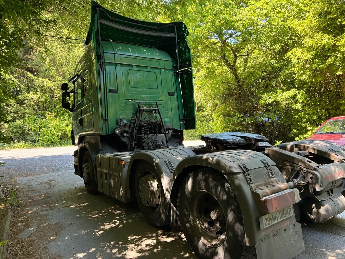 Truck - Image 4