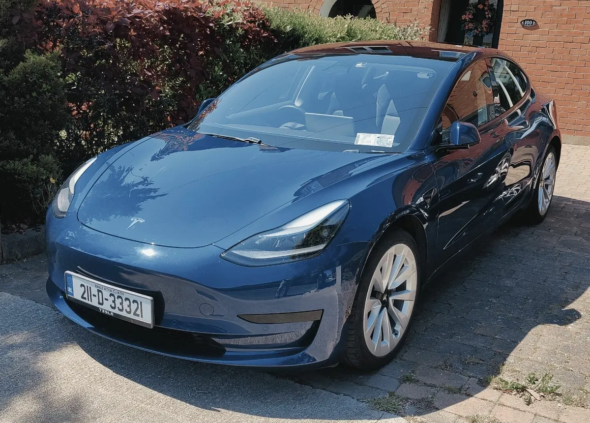 Tesla Model 3 Plus RWD 2021 Low Milage Tow Hitch - Image 1