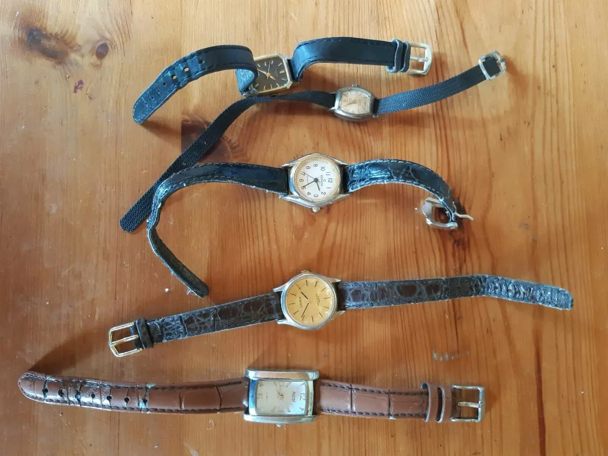 Ladies watches - Image 1