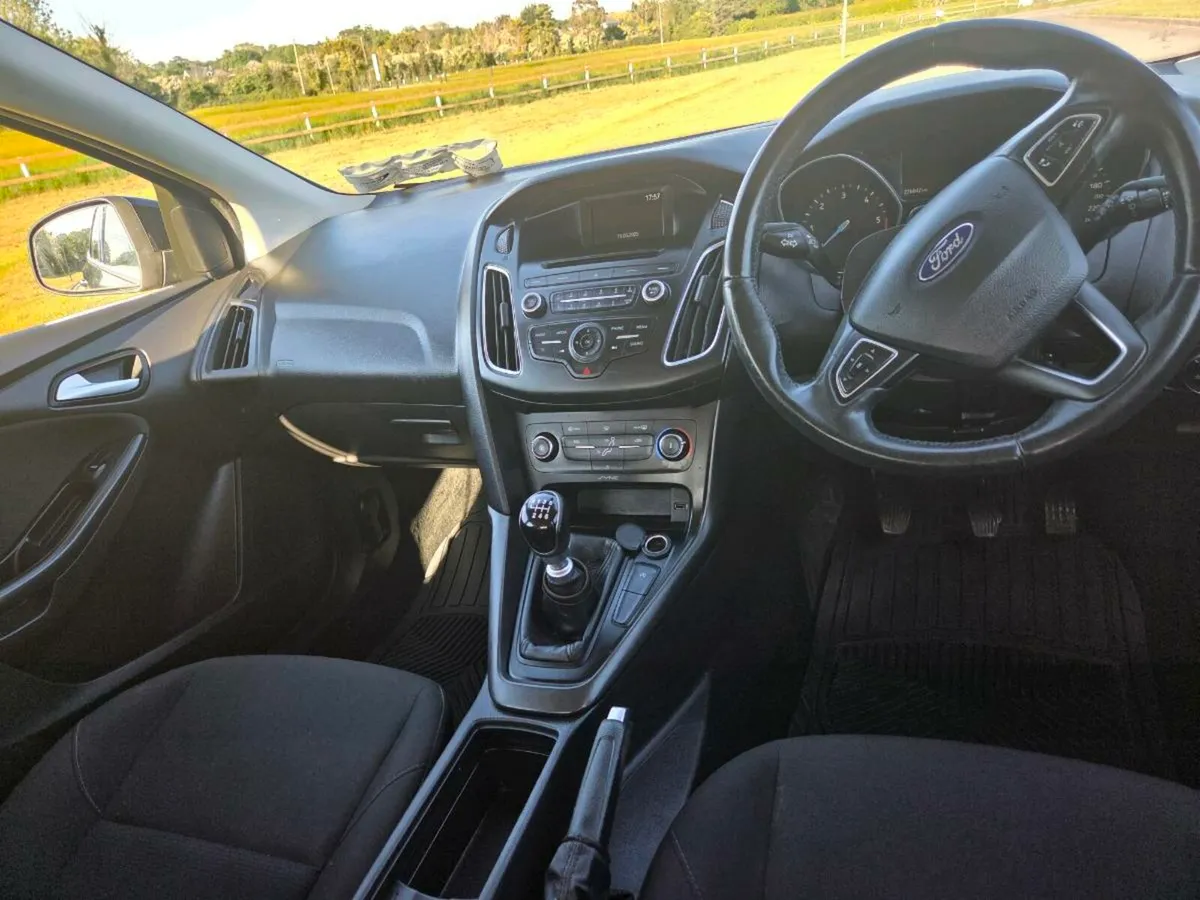 Ford focus - Image 4