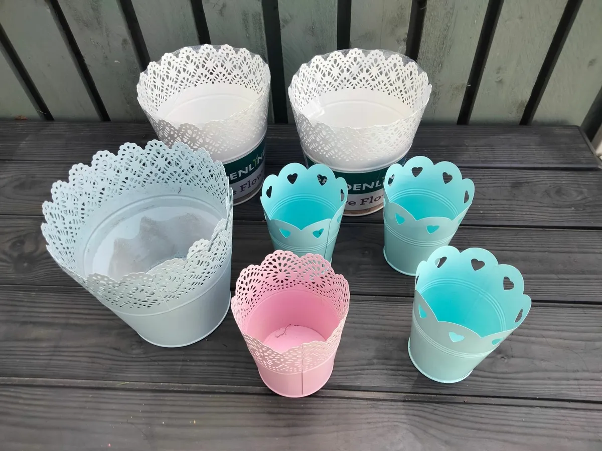 Metal Garden flowers pots