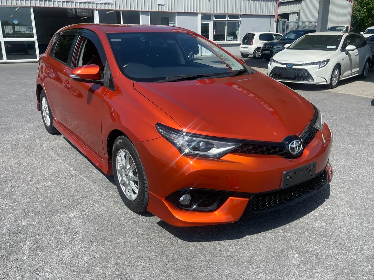 2016-1 Toyota Auris - Image 1