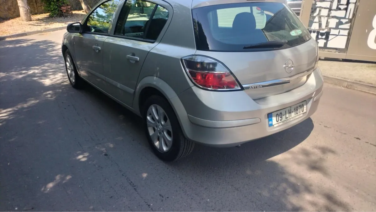 2009 Opel Astra 1.4 petrol - Image 3