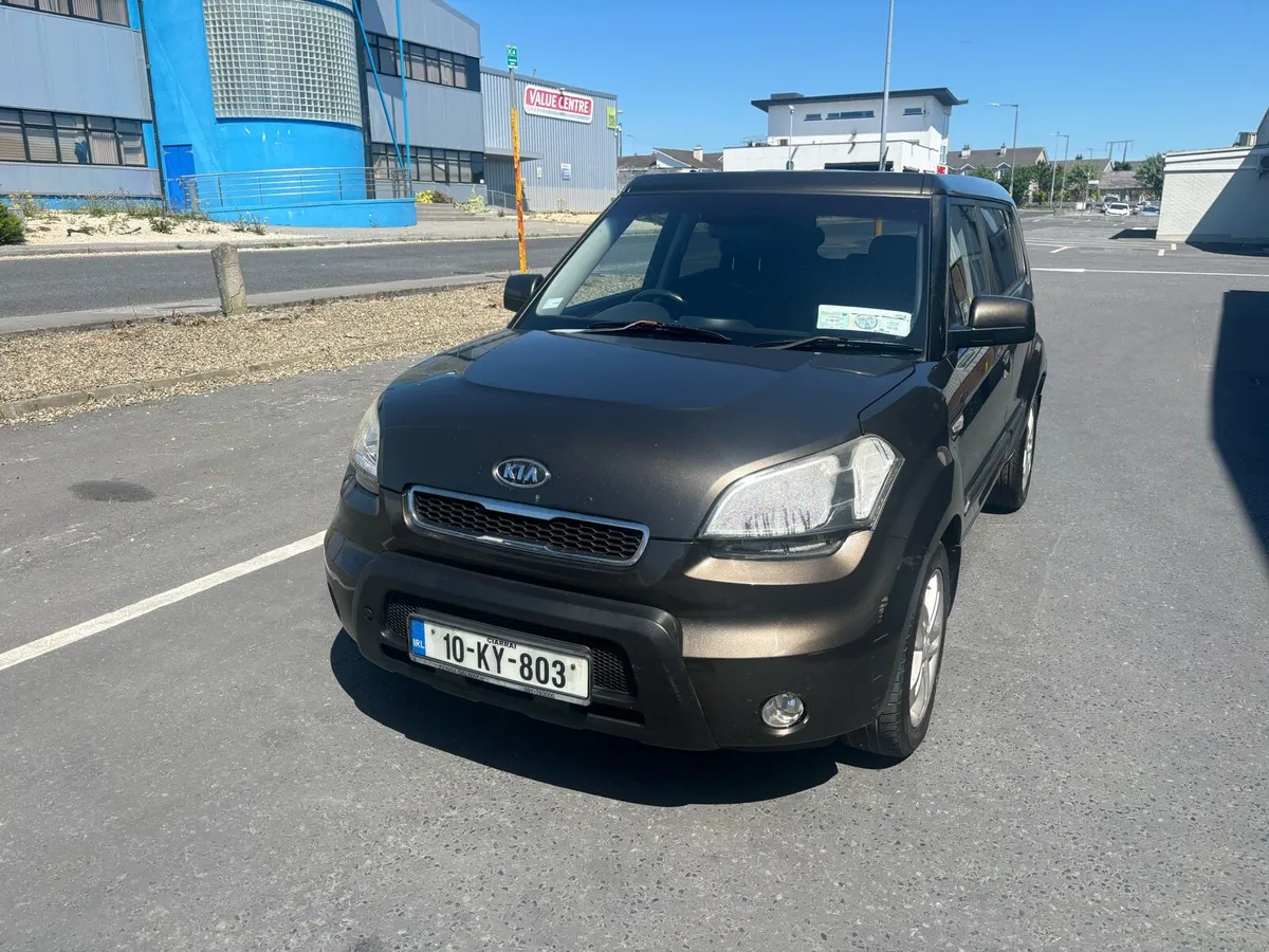 10 Kia soul Nct&Tax - Image 3