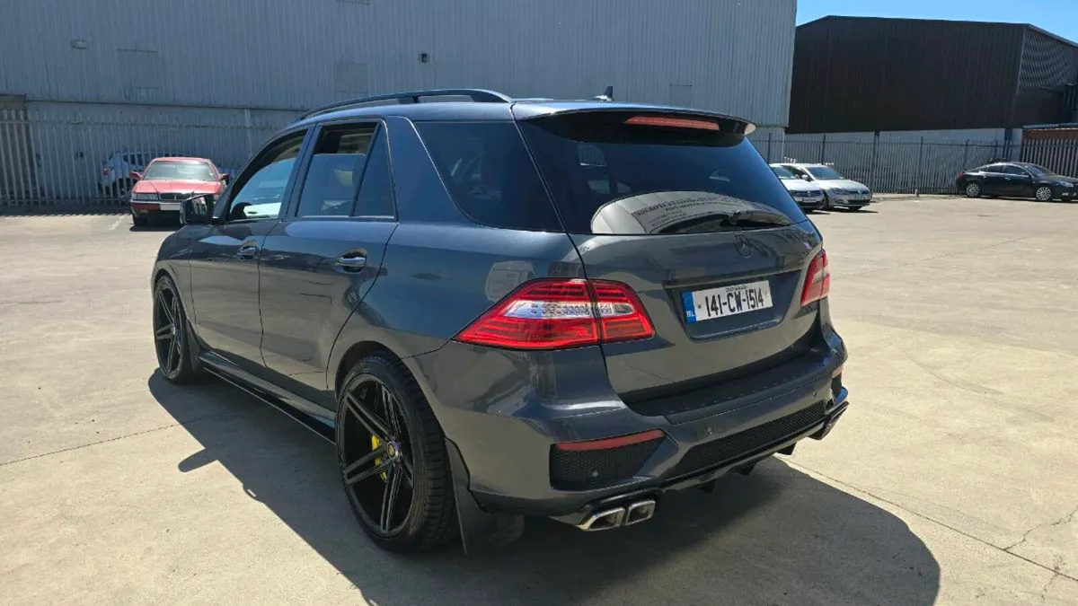 2014 Mercedes ML350 - Image 2