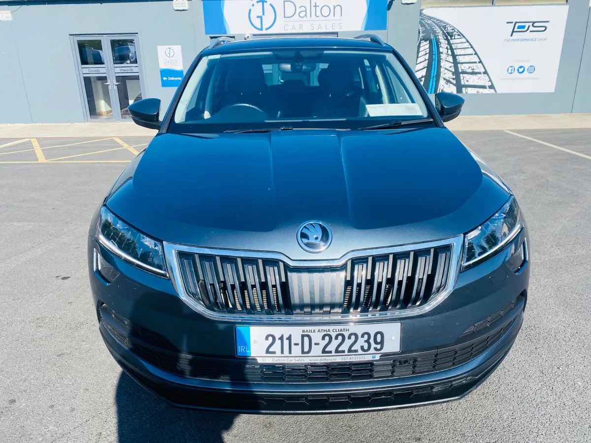 SKODA KAROQ STYLE 2.0 TDI 2021 (211) - Image 2