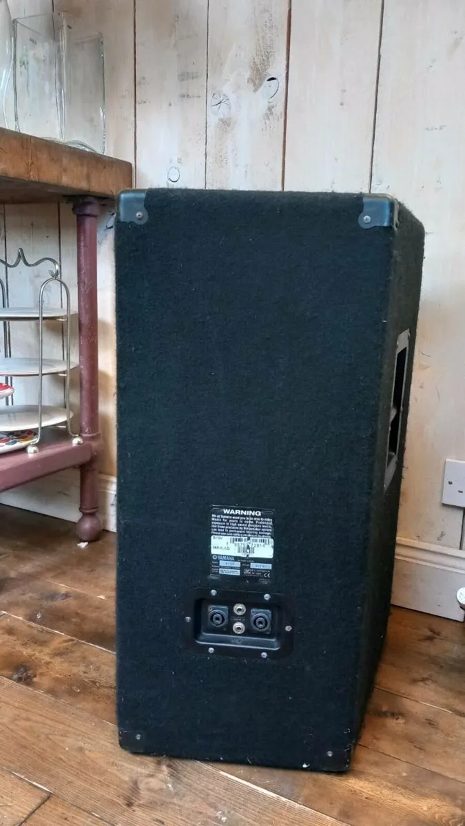 YAMAHA S115V speaker - Image 2