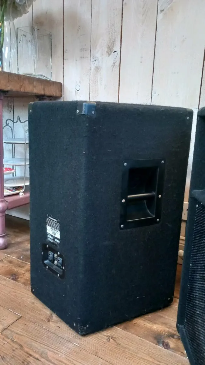YAMAHA S115V speaker - Image 3