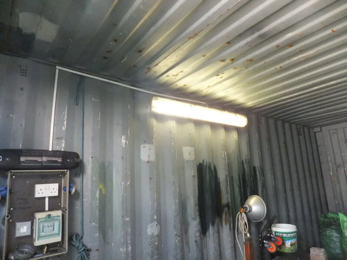 20 Foot Shipping Container - Image 4