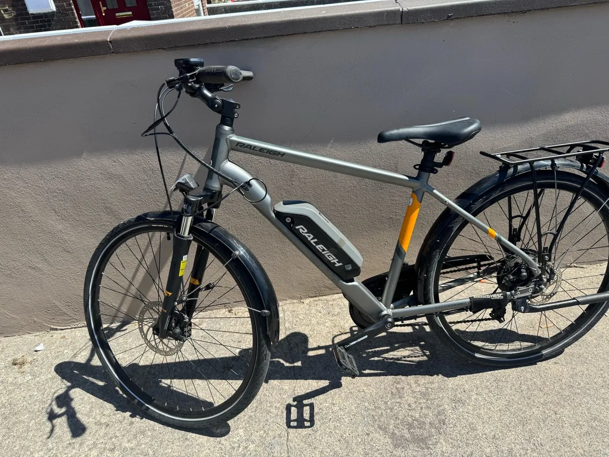 Electric Raleigh bike not turning on - Image 1