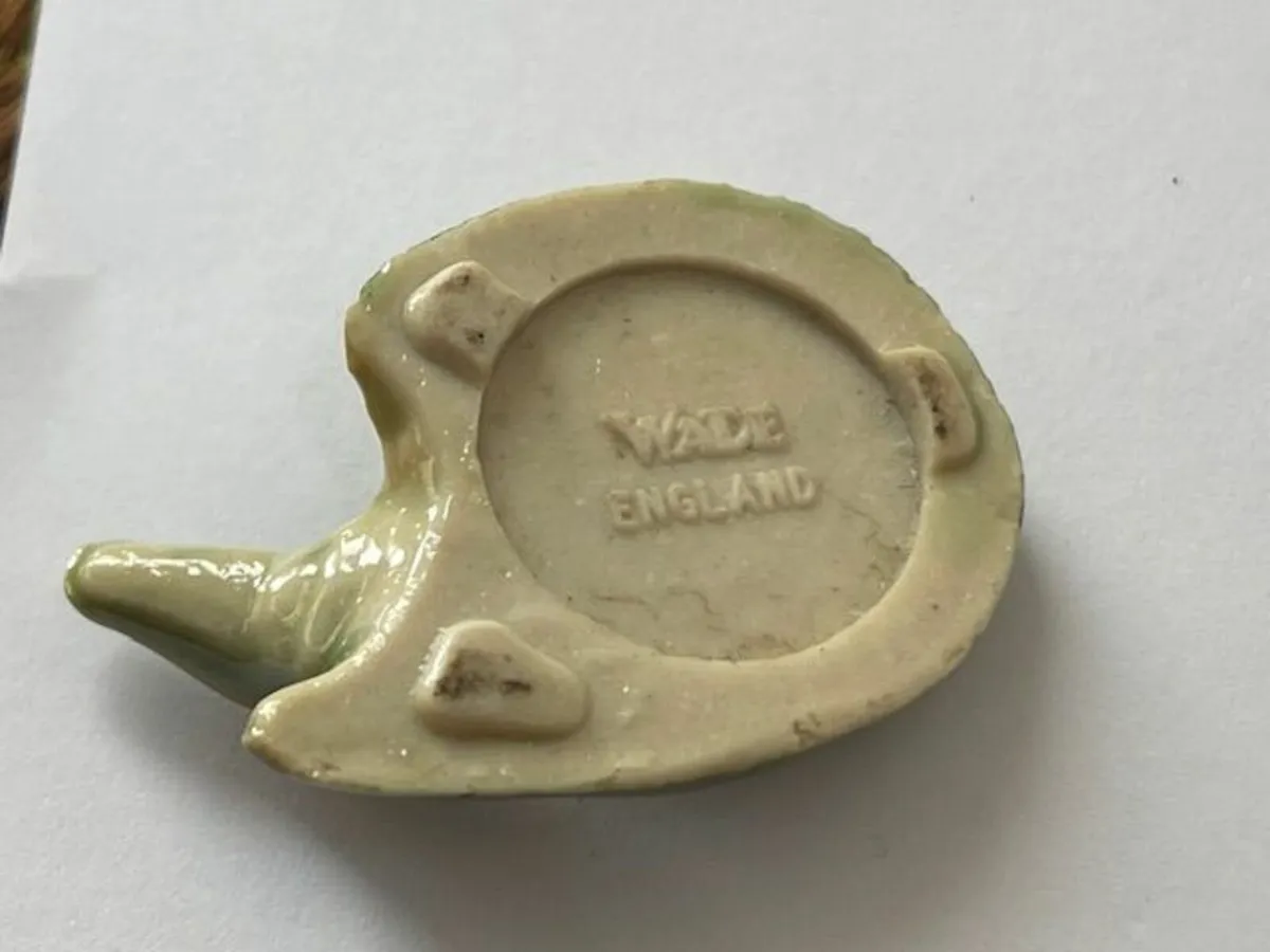 'Wade' figurines - Image 3