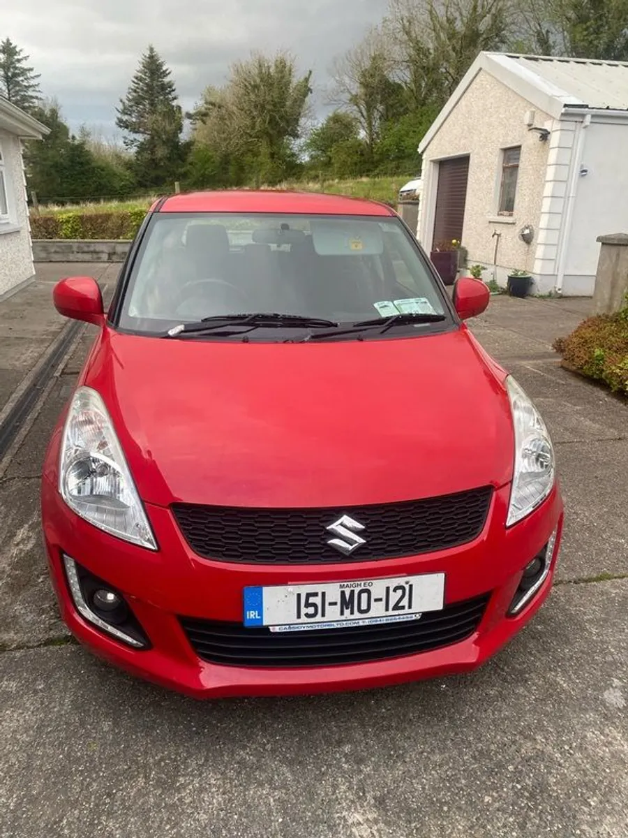 2015 Suzuki Swift - Image 1