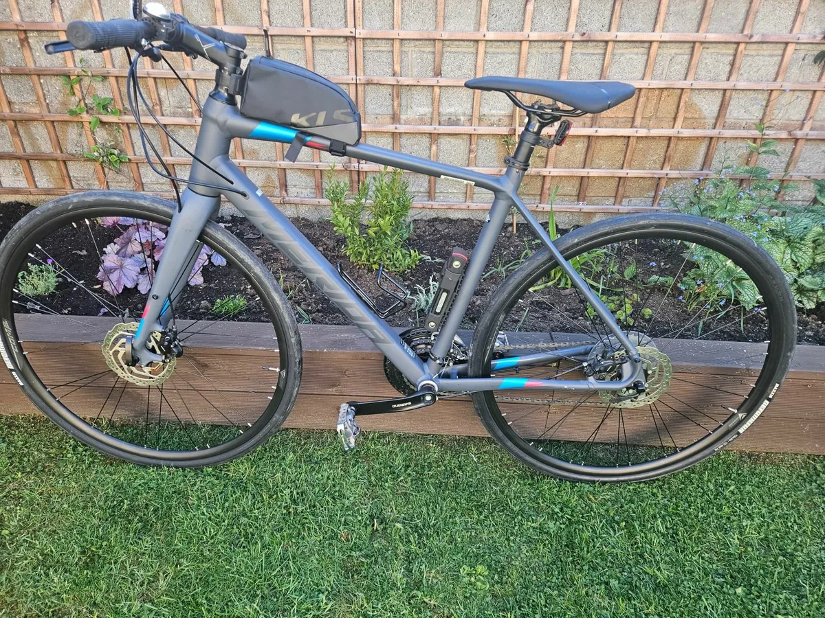Merida Speeder 100 Hybrid Bike. Size S-M. - Image 1