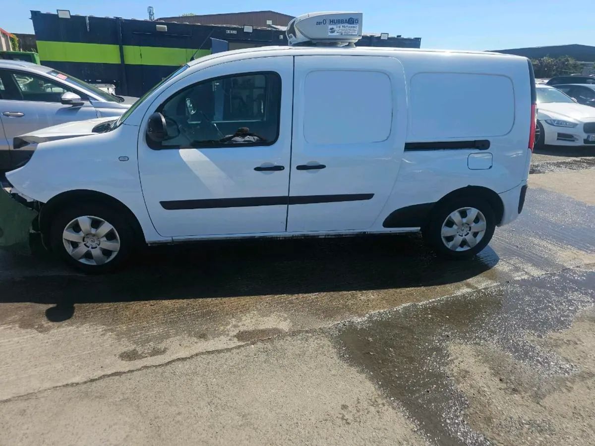 Renault kangoo Fridge van LWB 2021 - Image 1