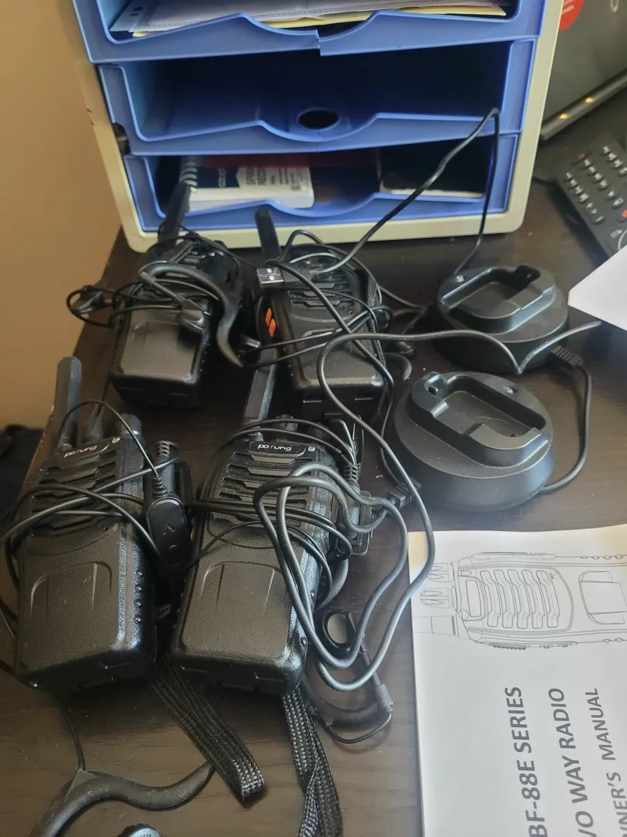 Walkie Talkies x 8 - Image 2