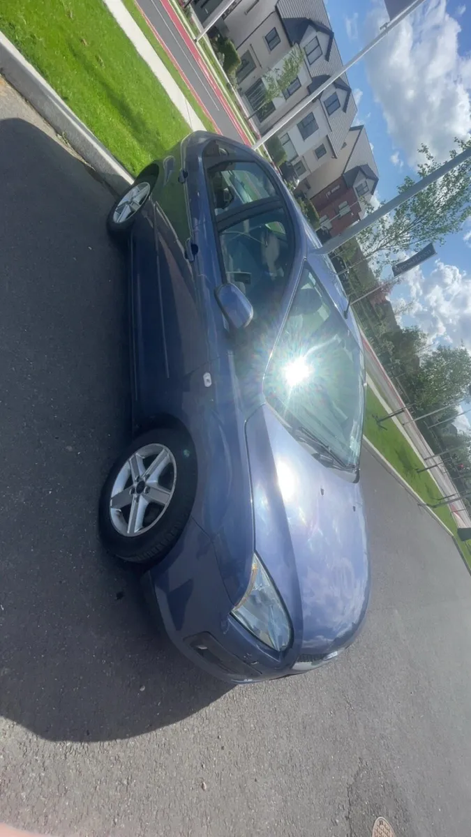 Ford focus Lx 2007 - Image 3
