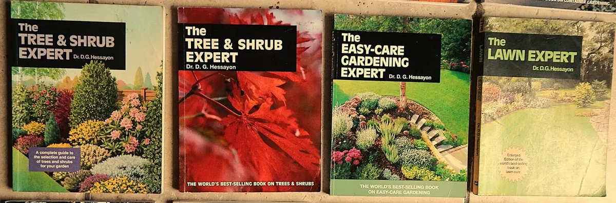Selection of 12 Gardening Books & Booklet - Image 2