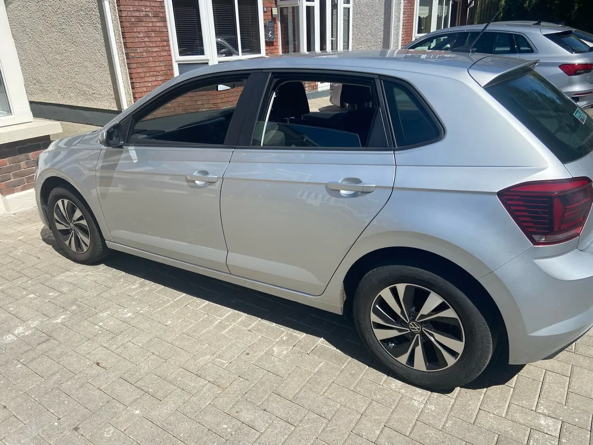 VW POLO - Image 2
