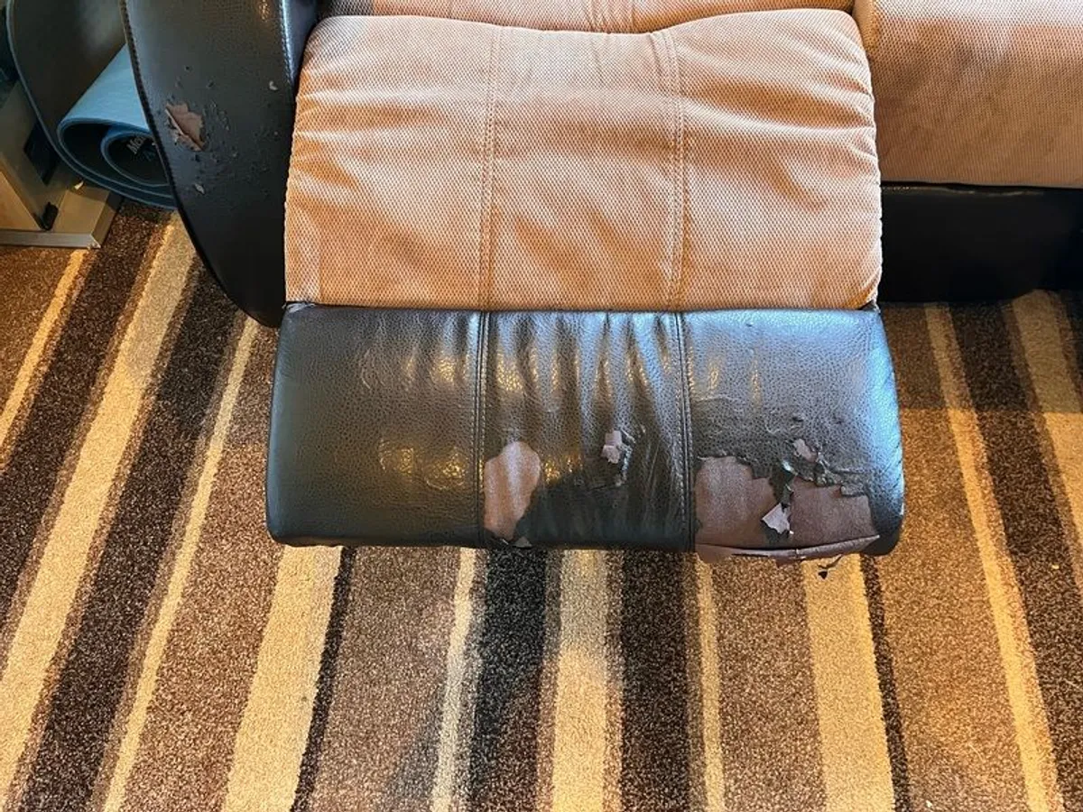 2 Seater Reclining Sofa - Image 4