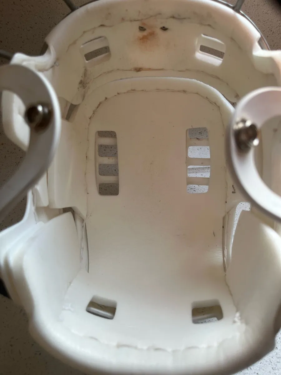 Old style Cooper Helmet - Image 4