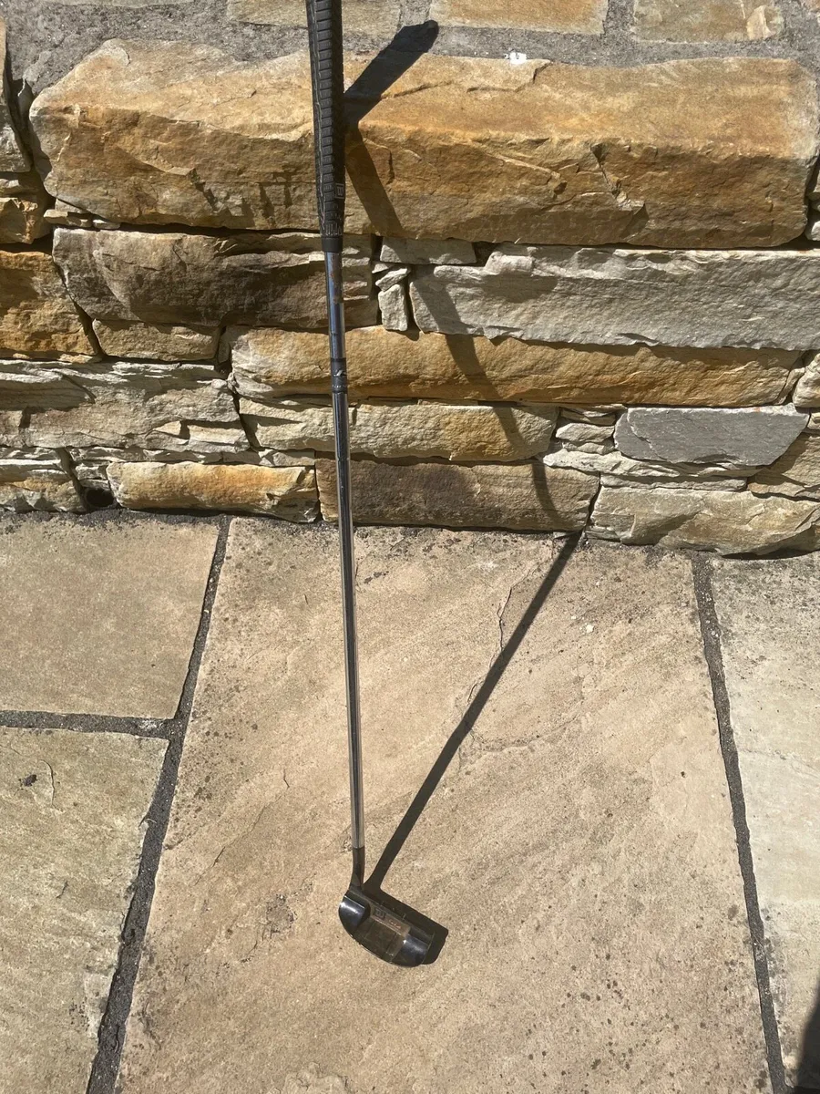 Wilson Fat Shaft putter with copper insert - Image 1