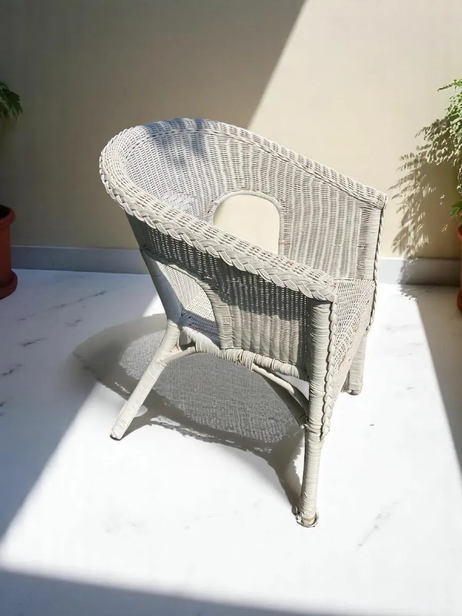Vintage Wicker Chair - Image 4