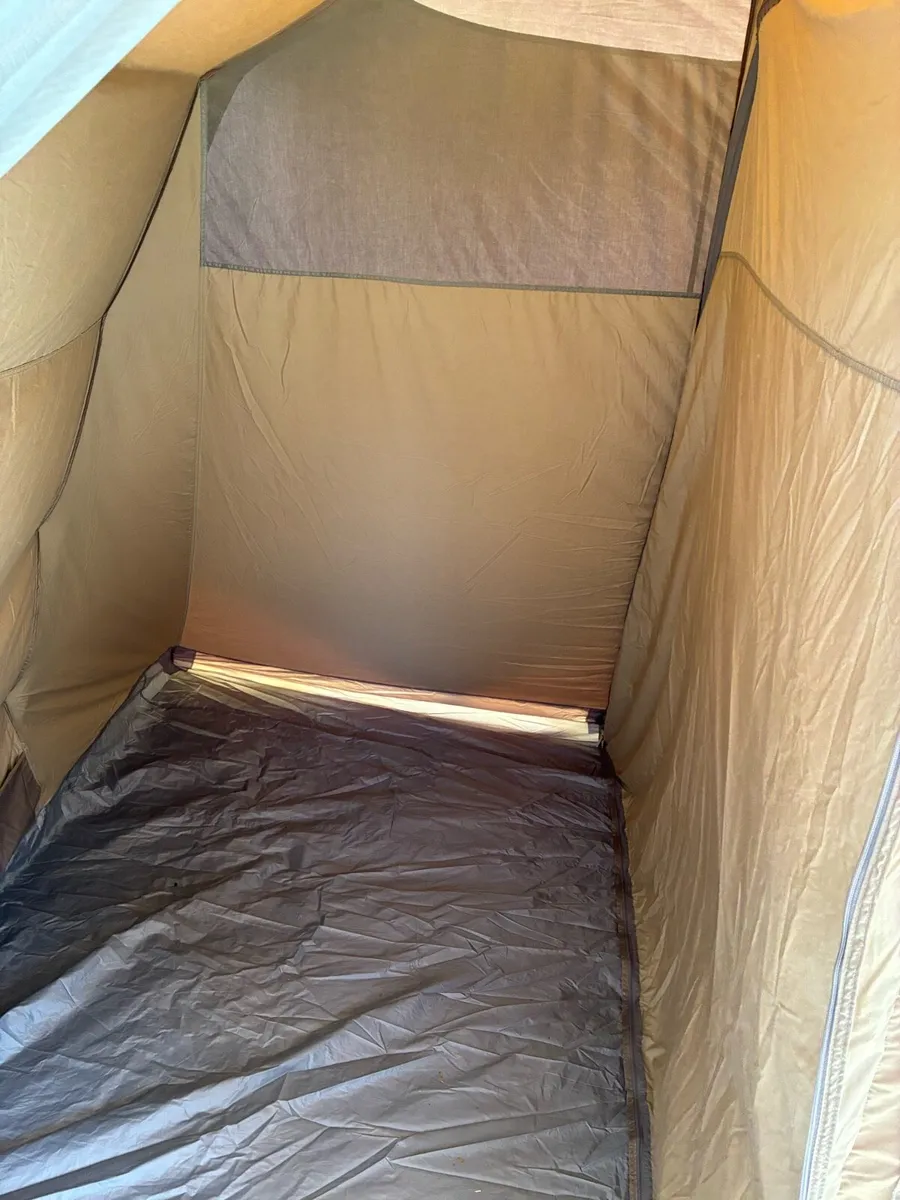 Vango 4 man Tent - Image 2