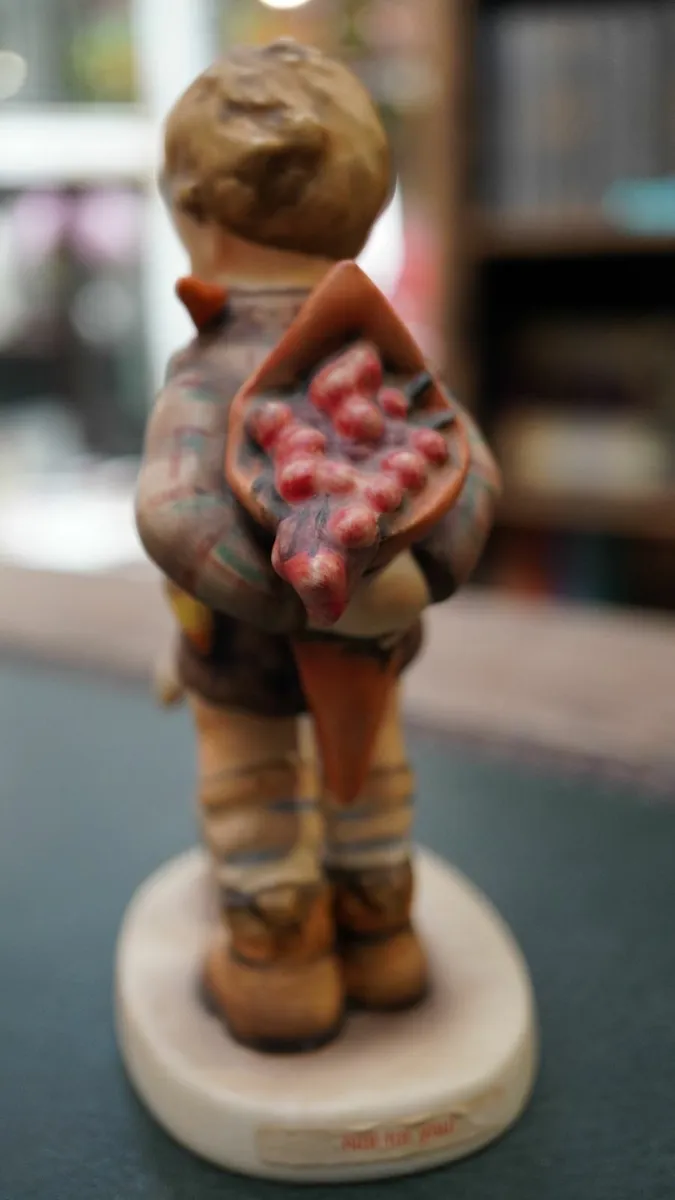 Goebel Hummel Figurine - Not for You! - Image 4