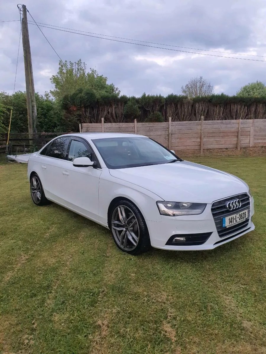 Audi A4 SE TECHNIC 2.0 LTR 2014 - Image 1