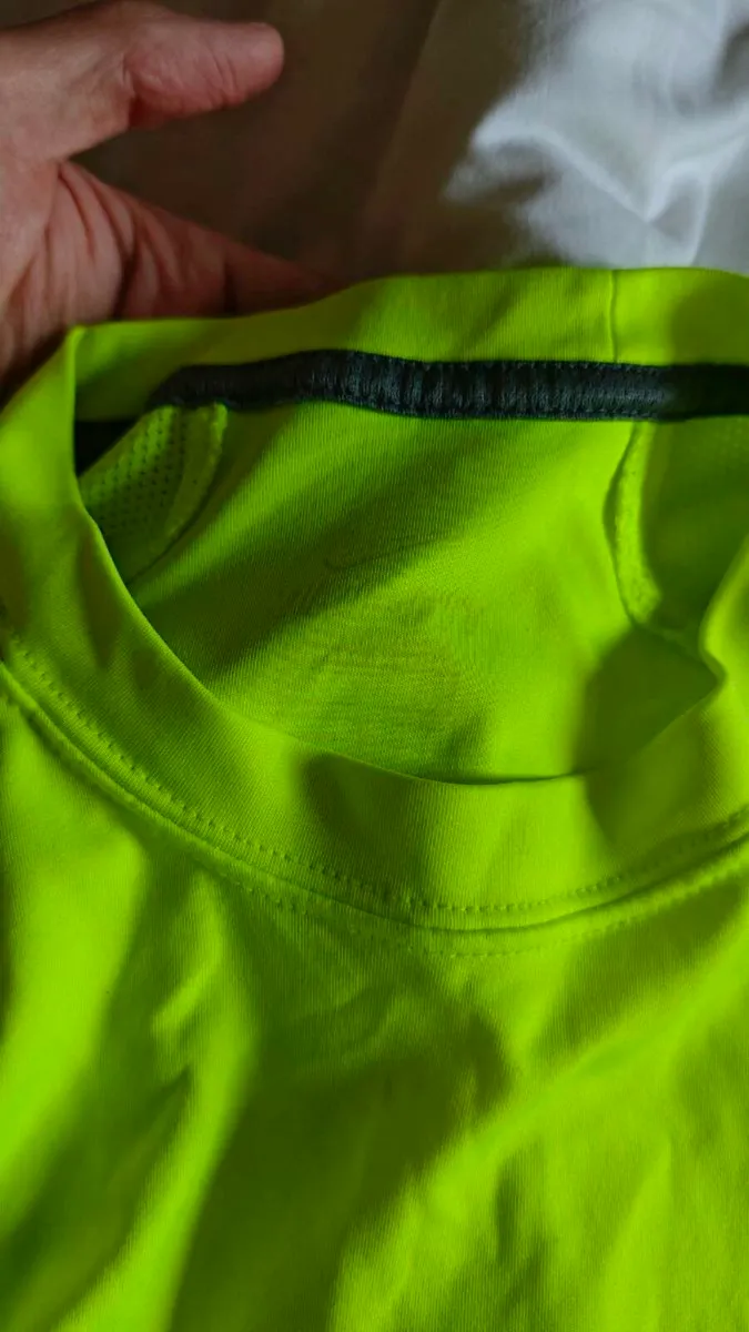 Sleeveless(tank) Nike Yellow Dri-Fit - Image 2