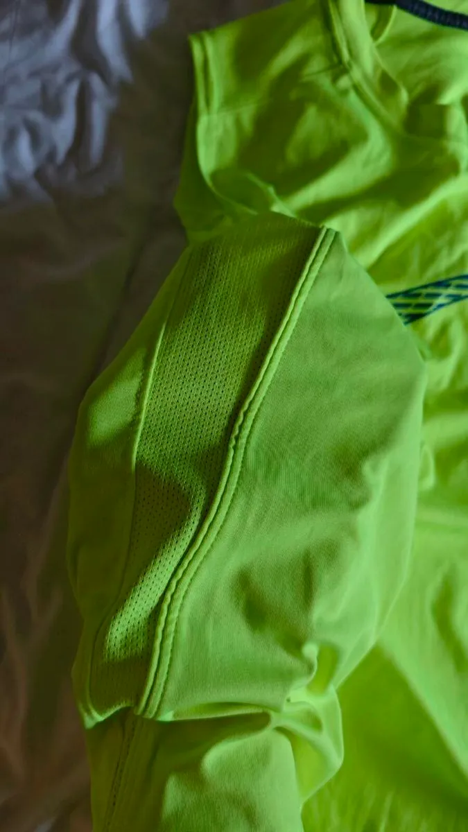 Sleeveless(tank) Nike Yellow Dri-Fit - Image 3
